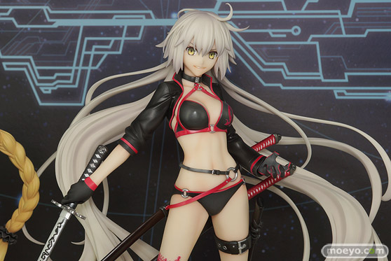 ワンホビギャラリー 2020 AUTUMN バーサーカー/ジャンヌ・ダルク〔オルタ〕 ジャンヌ・ダルク レーシングVer. フィギュア 02