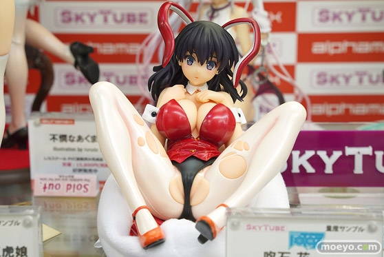 秋葉原の新作フィギュア展示の様子 17