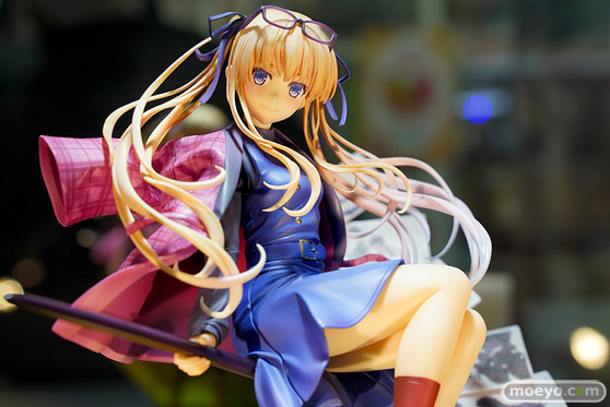 秋葉原の新作フィギュア展示の様子 02