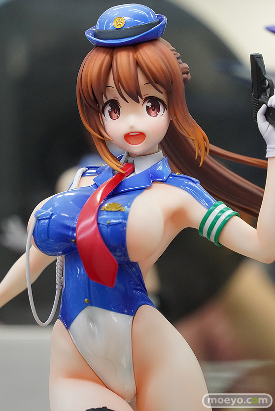 秋葉原の新作フィギュア展示の様子 23