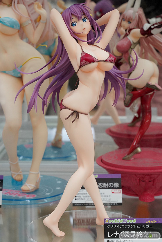 秋葉原の新作フィギュア展示の様子 42