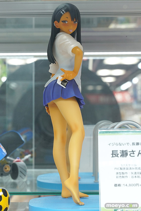 秋葉原の新作フィギュア展示の様子 11