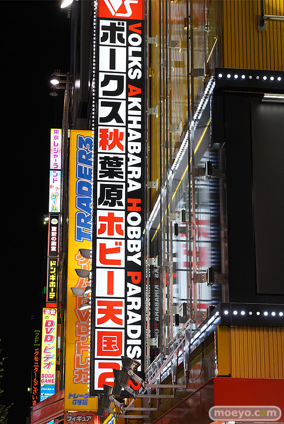 秋葉原の新作フィギュア展示の様子 27