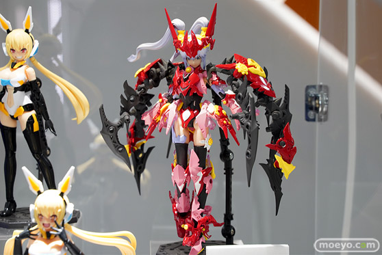 秋葉原の新作フィギュア展示の様子 52