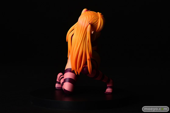 岡山フィギュア・エンジニアリング サクラ/THE DESIGN IS シオマネキver.日焼けでAHE顔!お兄ちゃんは紺スク エロ フィギュア OFESP 32