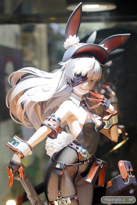 秋葉原の新作フィギュア展示の様子 07