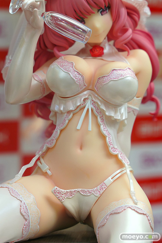 秋葉原の新作フィギュア展示の様子 2020年12月13日 18