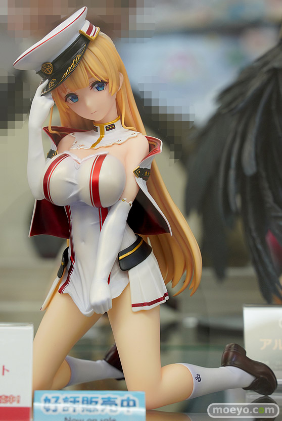 秋葉原の新作フィギュア展示の様子 2020年12月13日 21