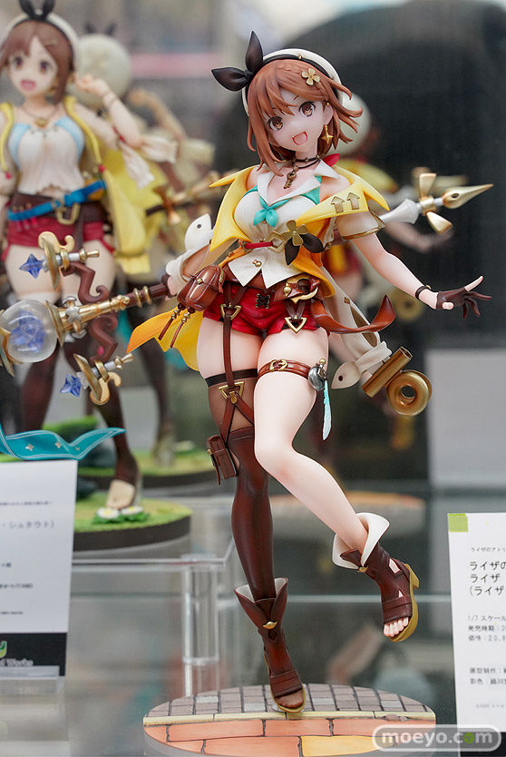 秋葉原の新作フィギュア展示の様子 2020年12月20日 11