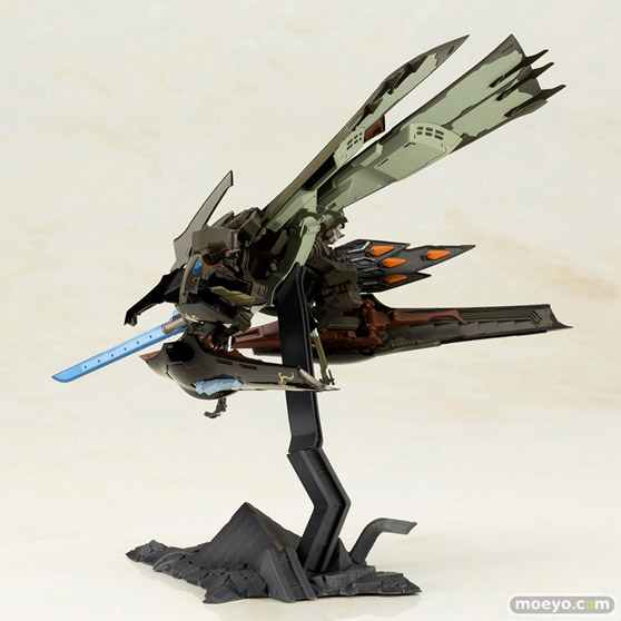 コトブキヤ 斑鳩 飛鉄塊 銀鶏［塗仏］ プラモデル 伊世谷大士 08