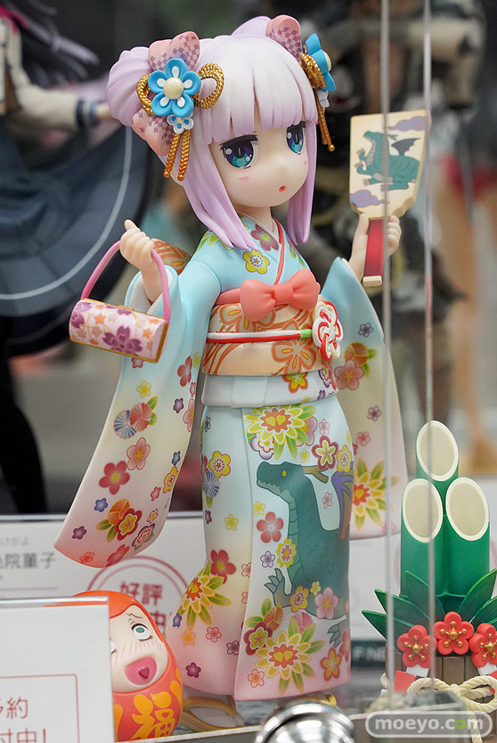 秋葉原の新作フィギュア展示の様子 38