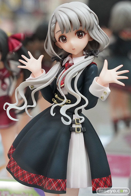 秋葉原の新作フィギュア展示の様子 44