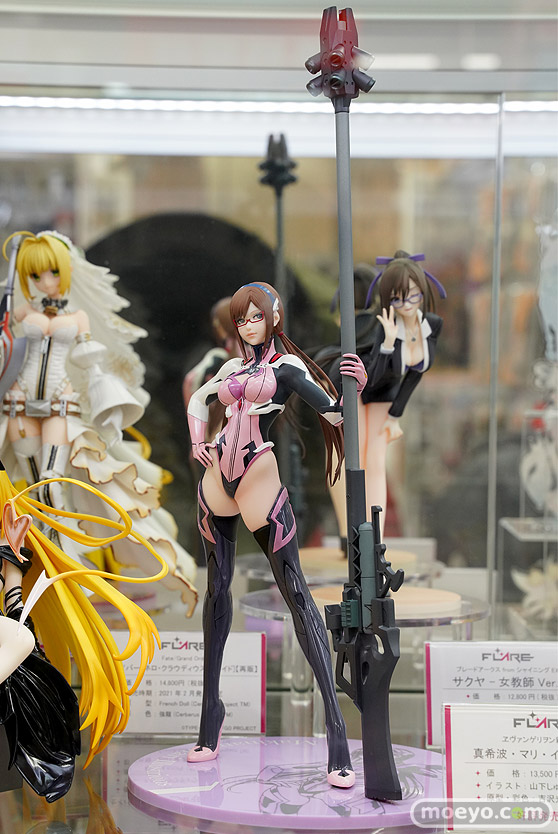 秋葉原の新作フィギュア展示の様子 46