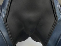 「新島真」「うずまきクシナ」「ダージリン 水着ver. 限定版」など 秋葉原の新作フィギュア、グッズ展示の様子（2021年3月20日）