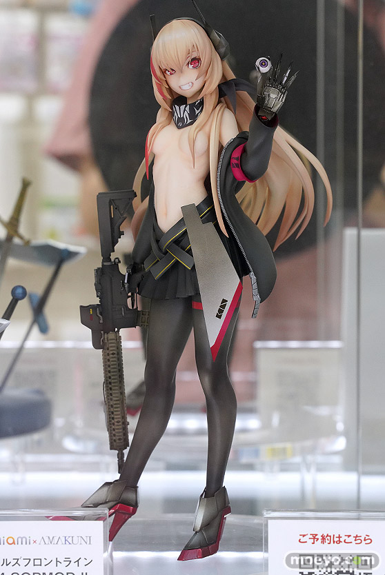 秋葉原の新作フィギュア展示の様子 あみあみ 秋葉原ラジオ会館店 01