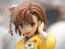 フリュー新作美少女フィギュア「とある科学の超電磁砲T 御坂美琴 振袖」彩色サンプルがアキバで展示！