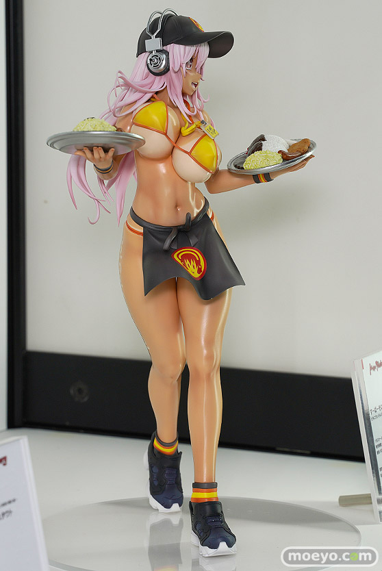 マックスファクトリー すーぱーそに子 ビキニウェイトレスVer. グリズリーパンダ 彩部一路 フィギュア ワンホビ33 02