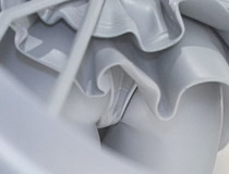 グッドスマイルレーシング新作美少女フィギュア「初音ミク GTプロジェクト レーシングミク 2021Ver.」監修中原型がアキバで展示！