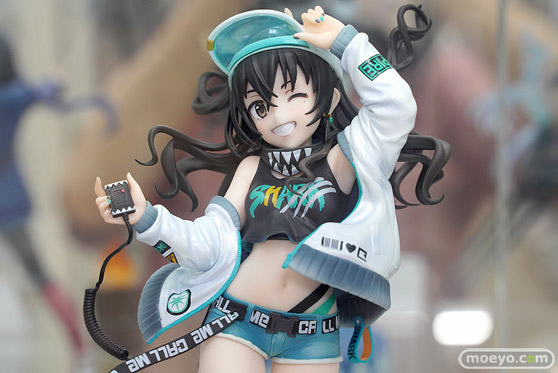 秋葉原の新作フィギュア展示の様子 あみあみ フィギュア 05