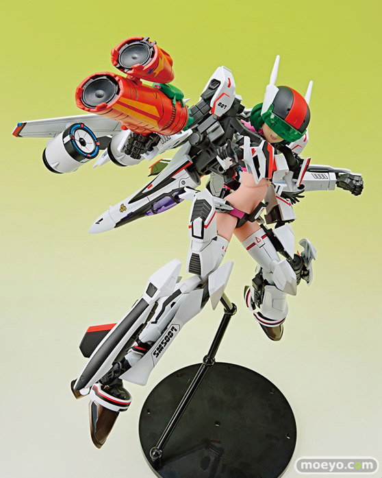 アオシマ ACKS MC-09 V.F.G. マクロスF VF-25F メサイア ランカ・リー プラモデル 03