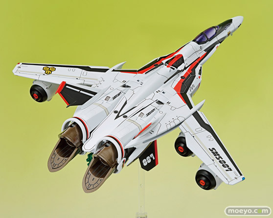 アオシマ ACKS MC-09 V.F.G. マクロスF VF-25F メサイア ランカ・リー プラモデル 14