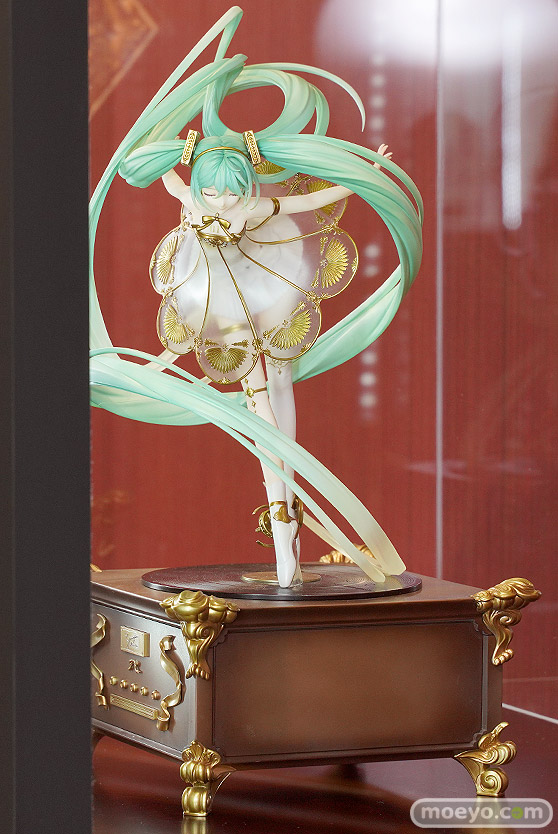 グッドスマイルカンパニー 初音ミクシンフォニー 5th Anniversary Ver. フィギュア ワンホビ34  杉健司 03