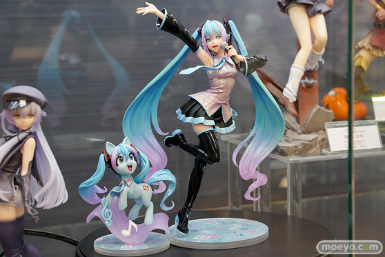 秋葉原の新作フィギュア展示の様子 2021年10月23日 06