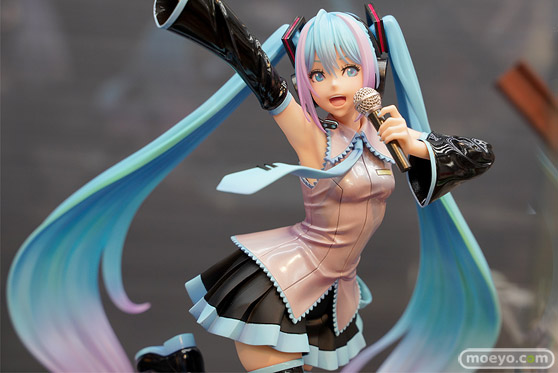 秋葉原の新作フィギュア展示の様子 2021年10月23日 08