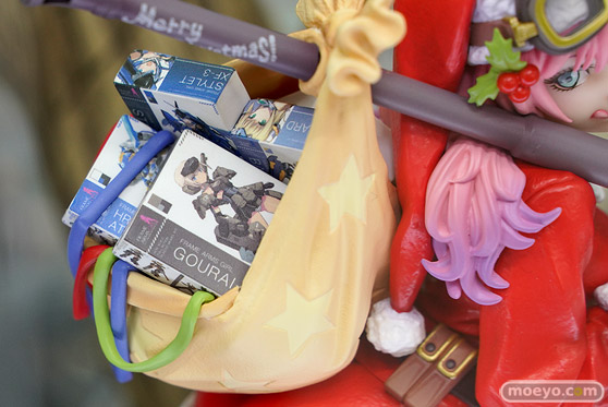 秋葉原の新作フィギュア展示の様子 2021年11月7日 08