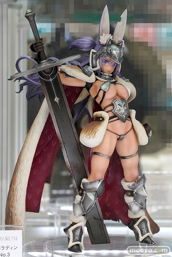 秋葉原の新作美少女フィギュア展示の様子 2021年11月19日 23