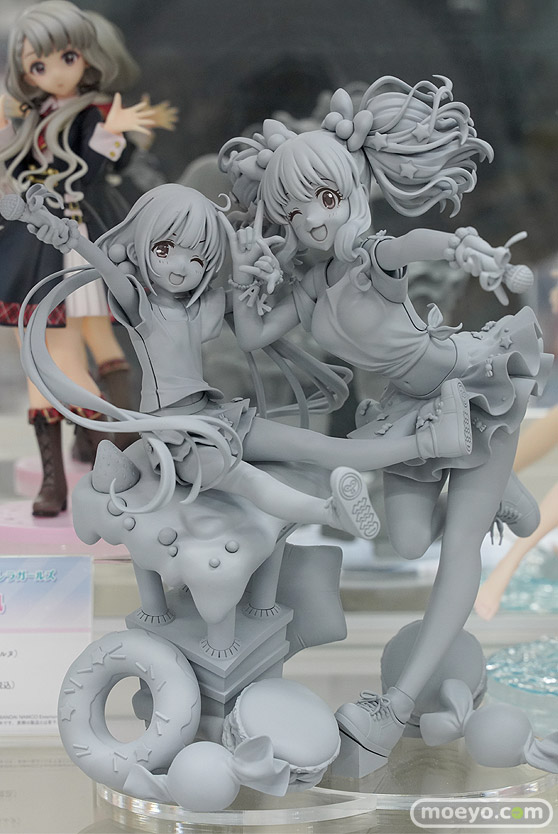 秋葉原の新作フィギュア展示の様子 2021年11月27日 19