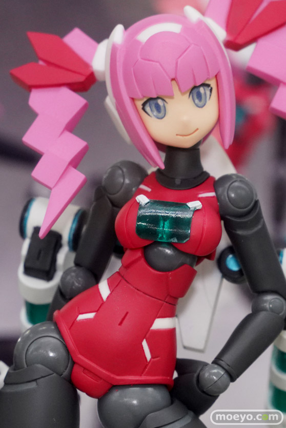 秋葉原の新作展示の様子 2021年12月4日 21