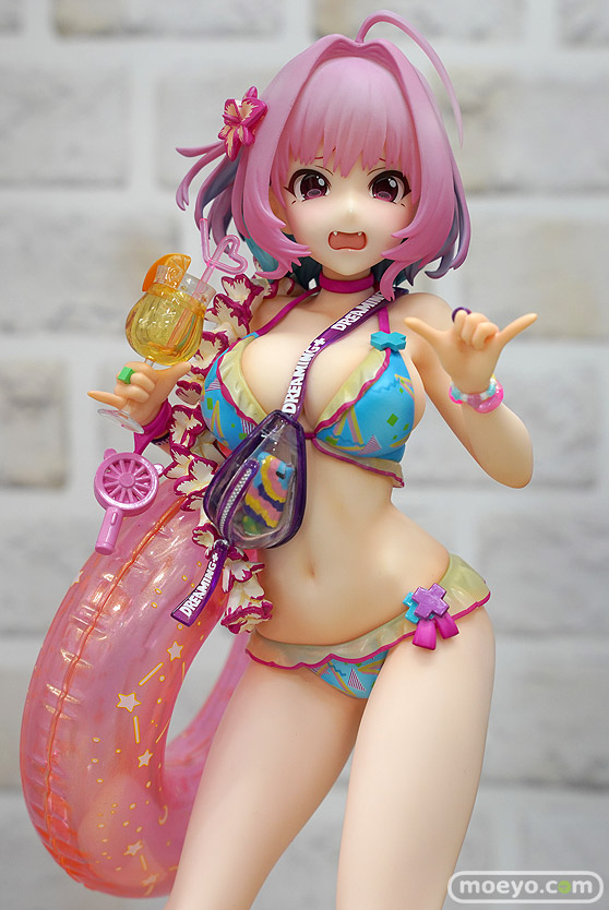 秋葉原の新作フィギュア展示の様子ボークス   20