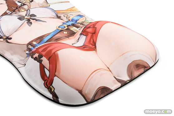 ホビージャパン ライザのアトリエ ～常闇の女王と秘密の隠れ家～ ライザ等身大立体太ももマウスパッド 04