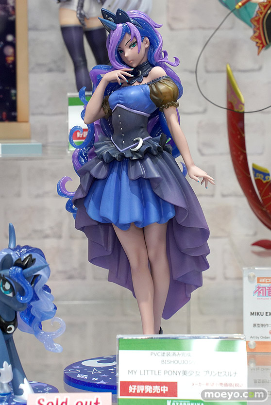 秋葉原の新作美少女フィギュア展示の様子 ボークス 2021年12月25日 05