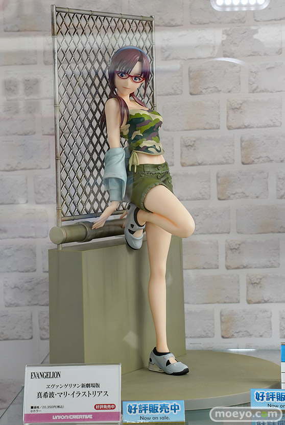 秋葉原の新作美少女フィギュア展示の様子 ボークス 2021年12月25日 17