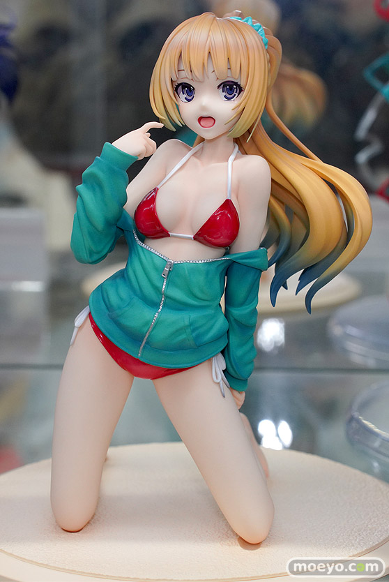 秋葉原の新作フィギュア展示の様子 2022年1月2日 09