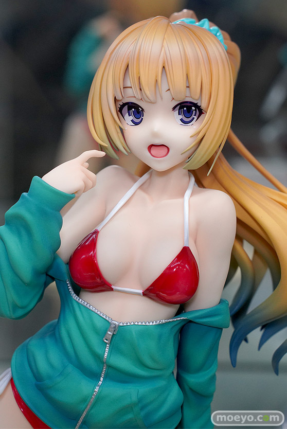 秋葉原の新作フィギュア展示の様子 2022年1月2日 11