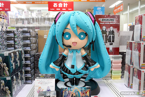秋葉原の新作フィギュア展示の様子 あみあみ  29