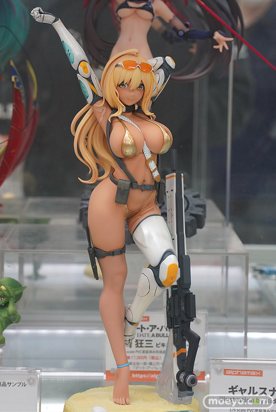 秋葉原の新作フィギュア展示の様子 あみあみ 09