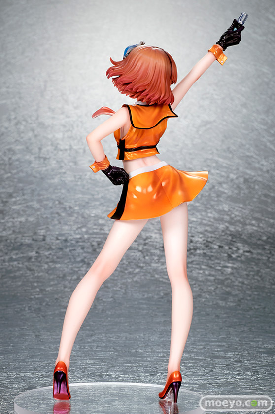 キューズQ ULTRAMAN 佐山レナ 科特隊風アイドルルック 宮田夏帆 アンドウケンジ フィギュア 04