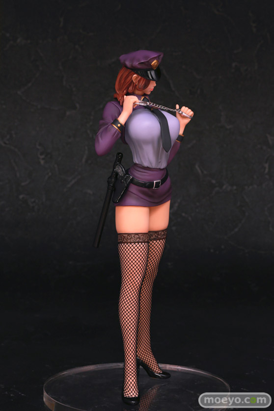 A+(エイプラス) 淫乱ドS婦警 暁子(あきこ)Ver.1.1 Designed by 織田non 龍佑 フィギュア エロ 02