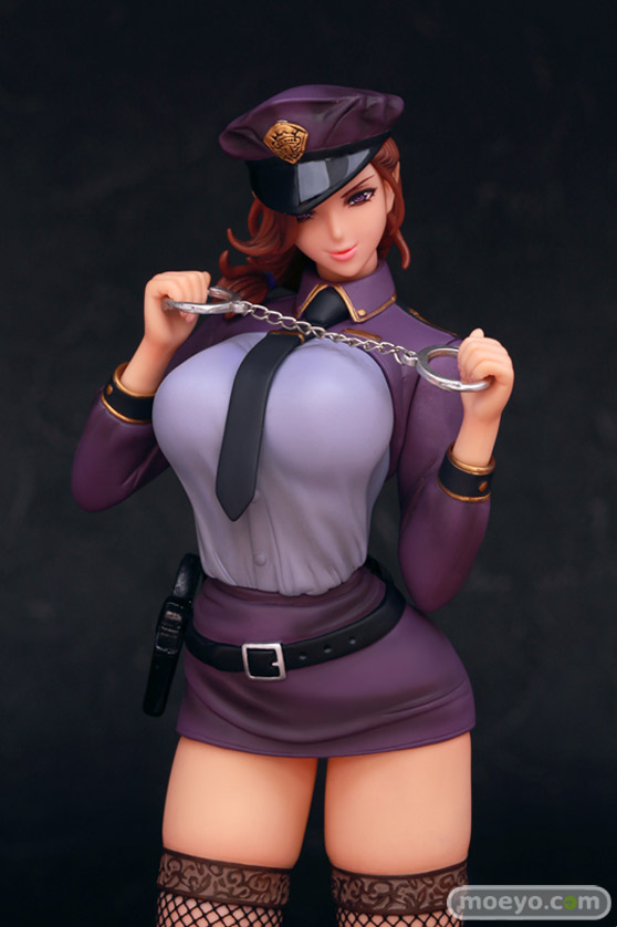 A+(エイプラス) 淫乱ドS婦警 暁子(あきこ)Ver.1.1 Designed by 織田non 龍佑 フィギュア エロ 04