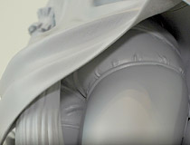 【ワンホビ35】KADOKAWA新作美少女フィギュア「KDcolle 異世界迷宮でハーレムを ロクサーヌ 氷樹一世コミックVer.」監修中原型が展示！