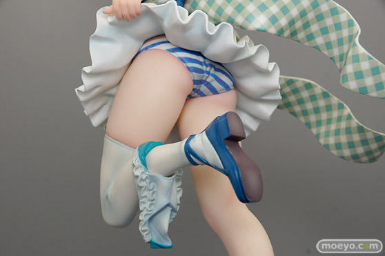 エモントイズ 嫌な顔されながらおパンツ見せてもらいたい  アイドルのYuina フィギュア パンツ  製品版 21