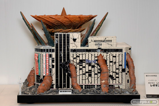 画像　フィギュア　サンプル　レビュー　ワンダーフェスティバル2022 [冬]　すみながし 金色妄想造形所 伸び尻尾 05