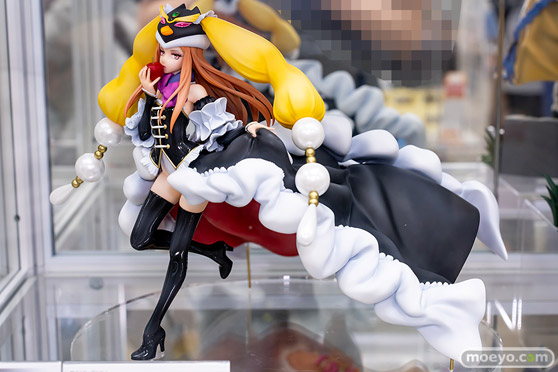 秋葉原の新作フィギュア展示の様子 あみあみ08