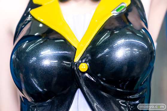 秋葉原の新作フィギュア展示の様子 あみあみ 24