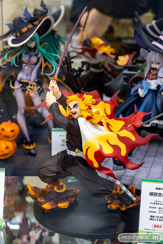 秋葉原の新作フィギュア展示の様子 あみあみ 35