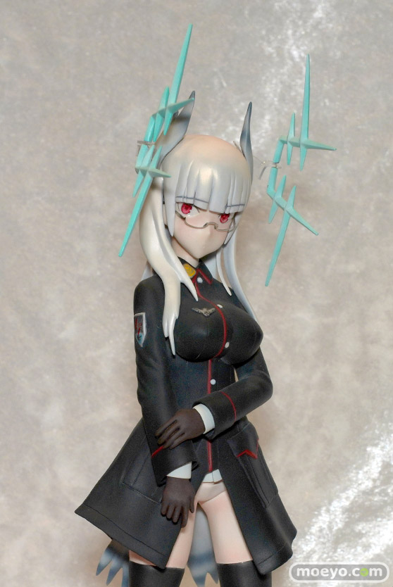 画像　フィギュア　サンプル　レビュー　ワンダーフェスティバル2022 [冬]　くろすぽいんと マイティ　エイト 暴風中の紙飛行機 13